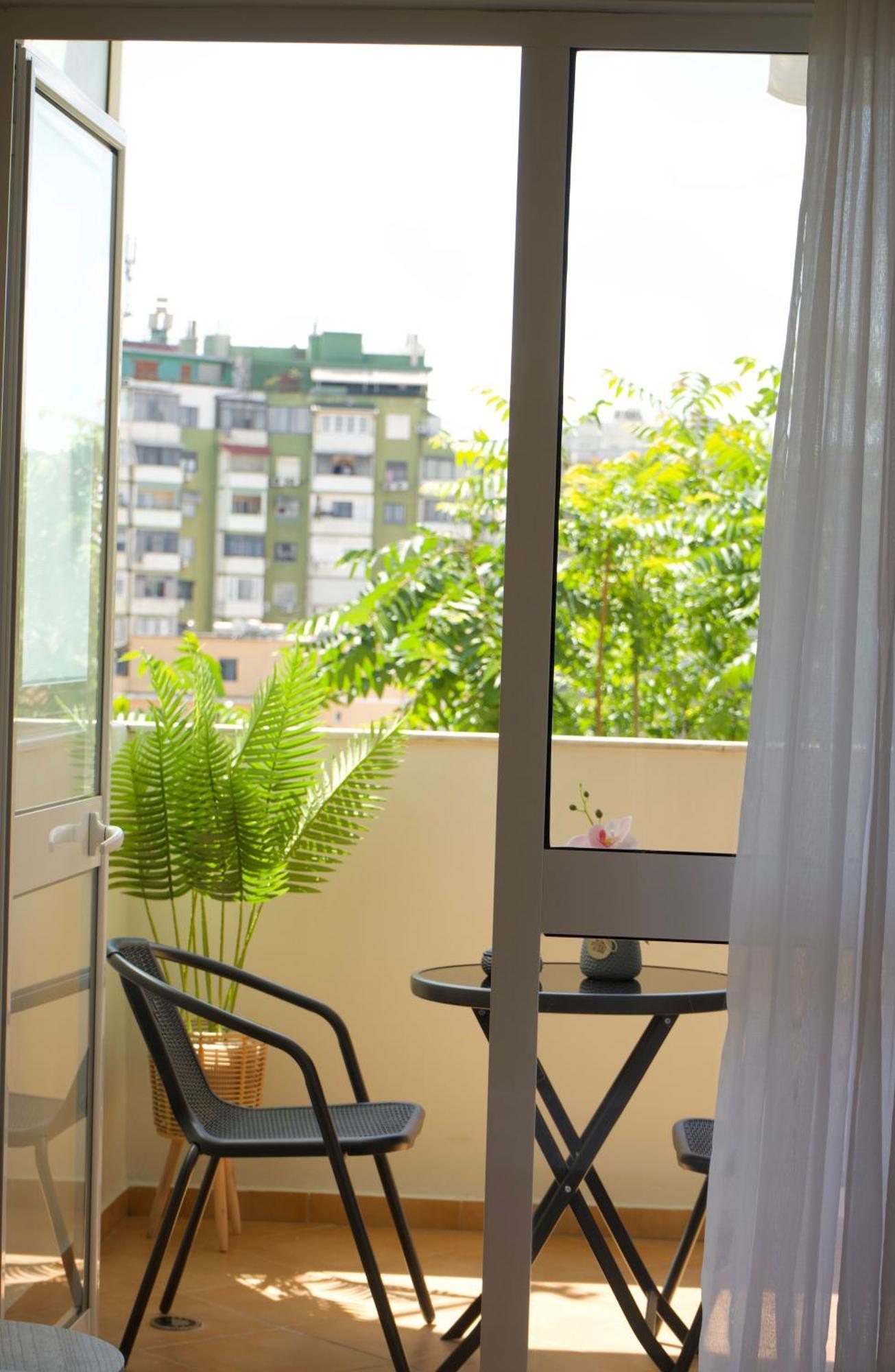 Azure 2 Apartament Tirana